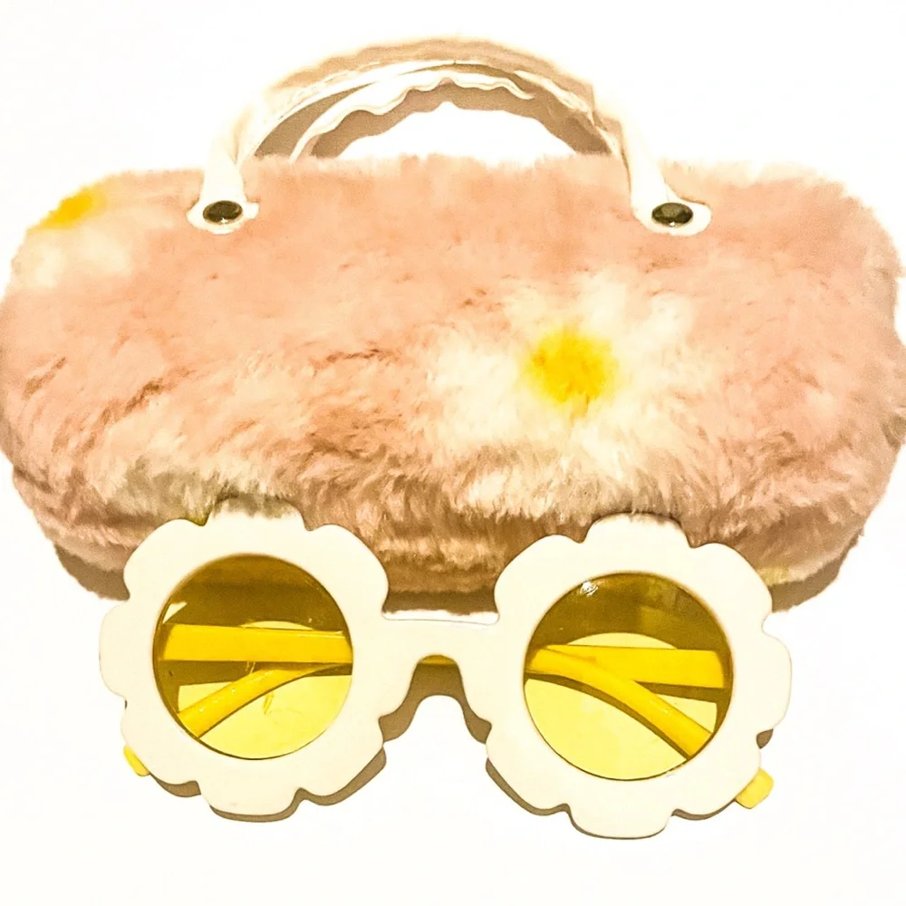 Girls Flip Furry Sunglasses Case With Matching Sunglasses